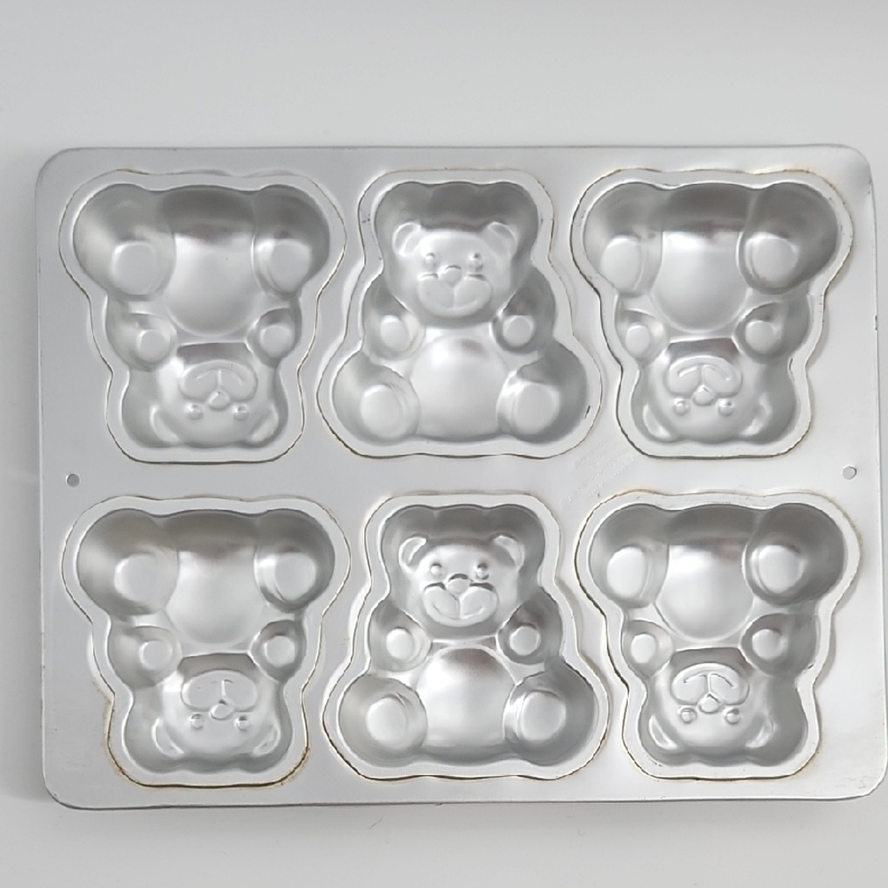 TEDDY Bear Cake Pan With 6 Individual Bears